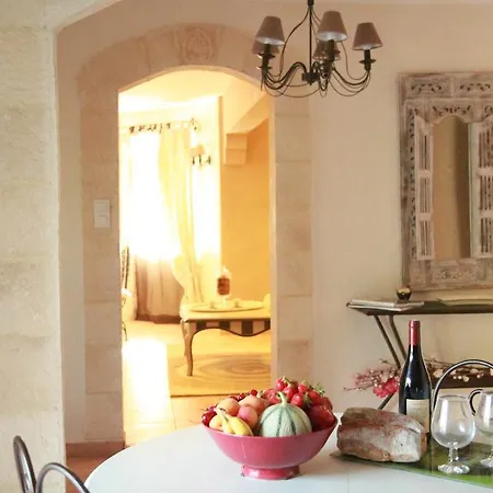 Maisons De Domaine La Chamade * كارْبُنْترا
