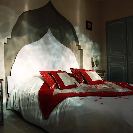 Maisons De Domaine La Chamade بيت للعطل